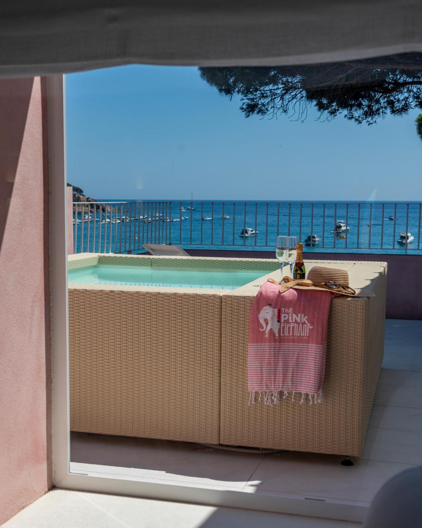 The Pink Elephant Hotel S'Agaro Luaran gambar